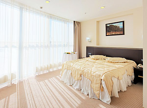 Гостиница Ривьера (Казань) - Улучшенный номер с панорамным видом на Кремль с двумя односпальными кроватями
